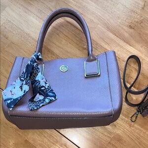 Anne Klein mauve Handbag in excellent condition